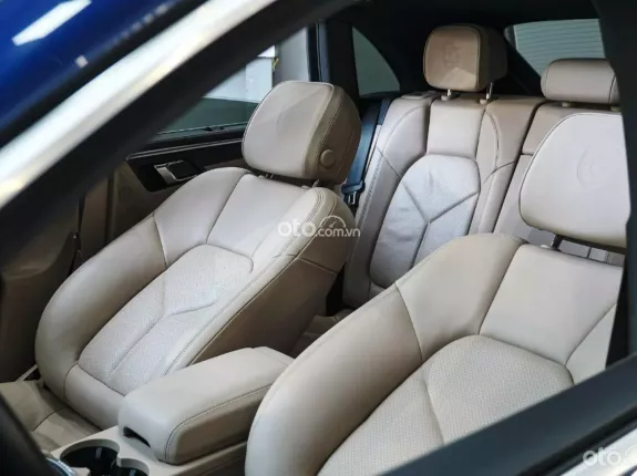 Porsche Macan 2.0 2022 - Một chủ mua mới từ đầu, còn bảo dưỡng miễn phí 4 năm kể từ ngày mua