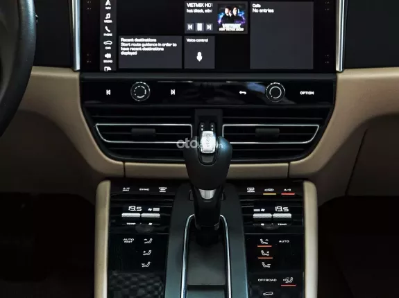 Porsche Macan 2.0 2022 - Một chủ mua mới từ đầu, còn bảo dưỡng miễn phí 4 năm kể từ ngày mua