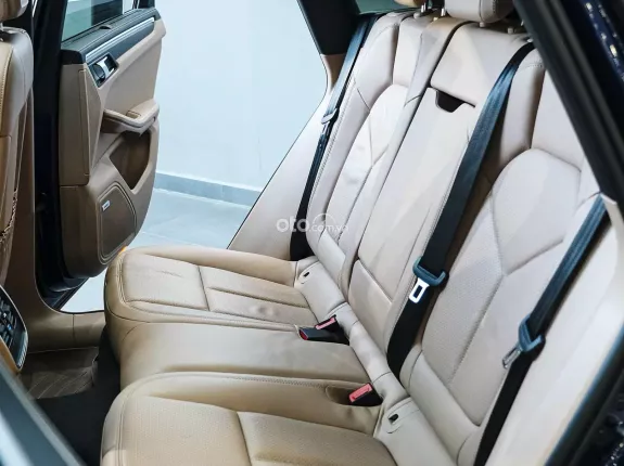 Porsche Macan 2.0 2022 - Một chủ mua mới từ đầu, còn bảo dưỡng miễn phí 4 năm kể từ ngày mua