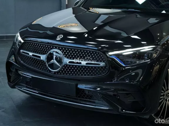Mercedes-Benz GLC 300 4Matic 2023 - Xe còn bảo hành chính hãng tới hết 2026