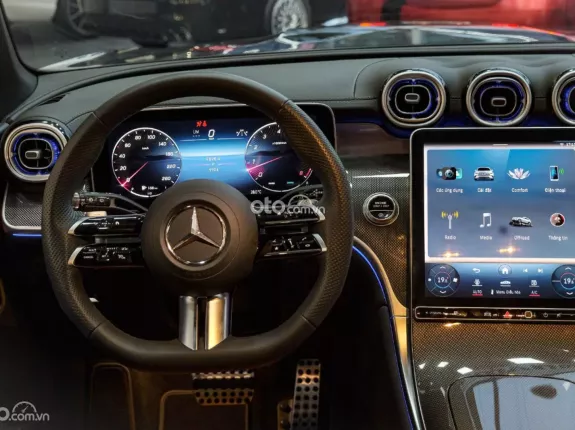 Mercedes-Benz GLC 300 4Matic 2023 - Xe còn bảo hành chính hãng tới hết 2026