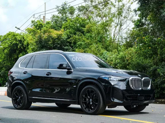 BMW X5 xDrive40i xLine 2023 - Xe công ty có xuất hóa đơn đầy đủ