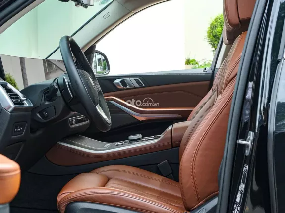 BMW X5 xDrive40i xLine 2023 - Xe công ty có xuất hóa đơn đầy đủ