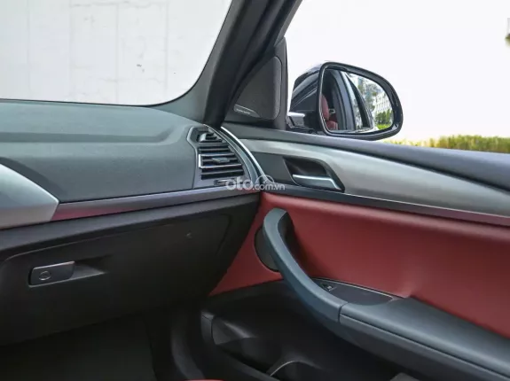 BMW X3 sDrive20i Msport 2022 - Giá hời duy nhất sẵn 1 em còn bảo hành chính hãng