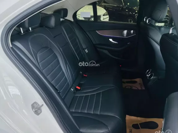 Mercedes-Benz C200 Exclusive 2020 - Xe một chủ từ đầu, bảo dưỡng chính hãng