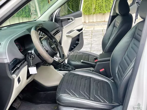 Kia Carens 1.5G Luxury 2024 - Phiên bản Luxury mới về, chất lượng vượt trội