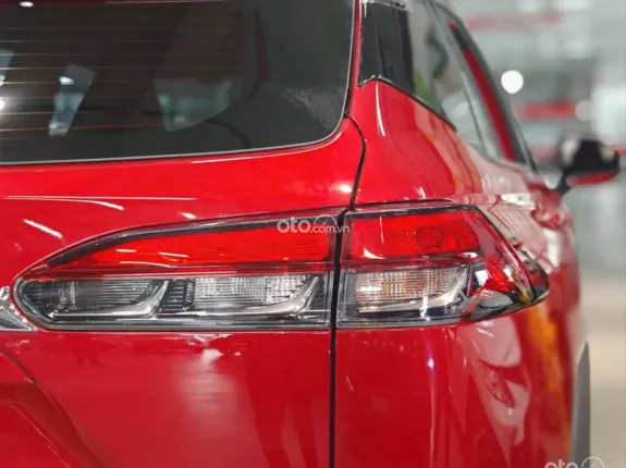 Toyota Corolla Cross 1.8 V  2025 - Odo 8.000km như mới