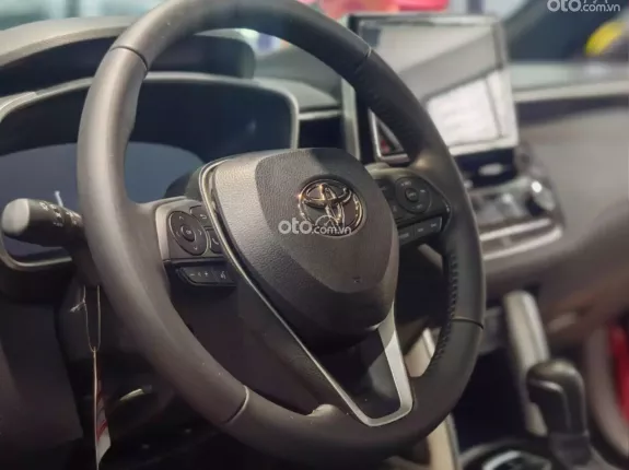 Toyota Corolla Cross 1.8 V  2025 - Odo 8.000km như mới