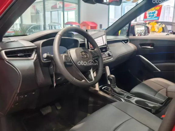 Toyota Corolla Cross 1.8 V  2025 - Odo 8.000km như mới