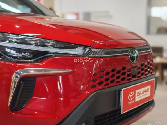 Toyota Corolla Cross 1.8 V  2025 - Odo 8.000km như mới