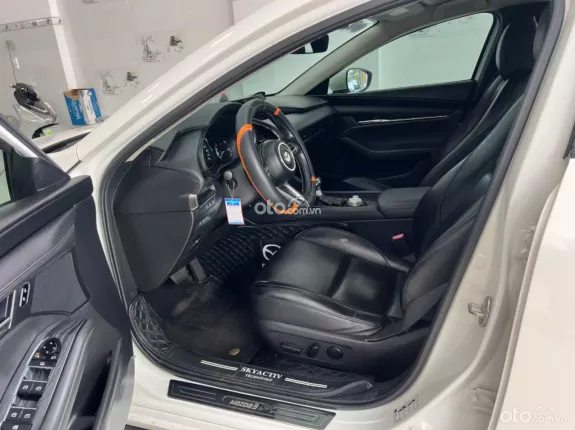 Mazda 3 Sedan 1.5L Luxury 2021 - Như một chiếc xe mới