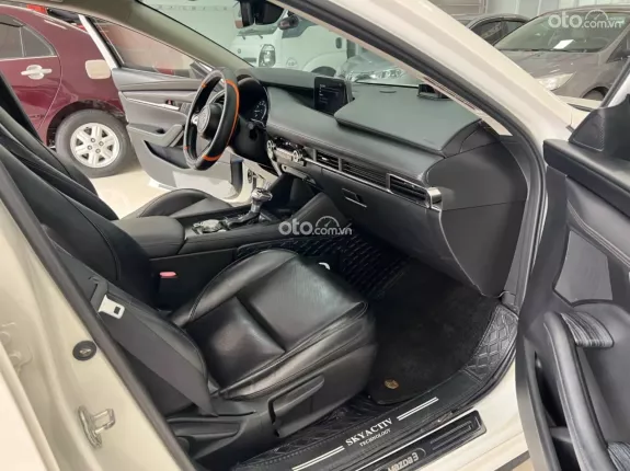Mazda 3 Sedan 1.5L Luxury 2021 - Như một chiếc xe mới