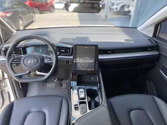 Hyundai Custin 2.0T-GDi Cao cấp 2024 - Odo 25000 kilomet