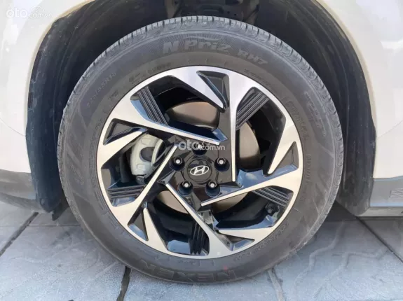 Hyundai Custin 2.0T-GDi Cao cấp 2024 - Odo 25000 kilomet