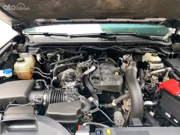 Ford Everest Titanium 2.0 AT 4x2 2023 - Odo 46000 kilomet