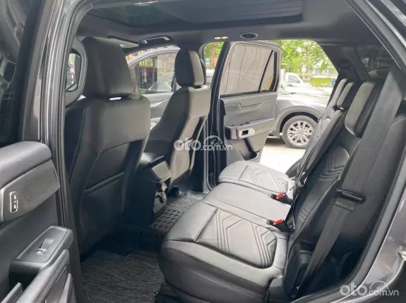 Ford Everest Titanium 2.0 AT 4x2 2023 - Odo 46000 kilomet