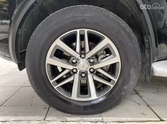 Toyota Fortuner 2.8V 4X4 AT 2019 - Odo 162.000 kilomet
