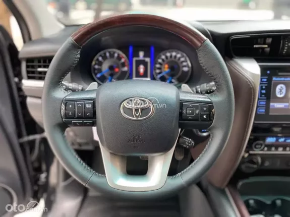 Toyota Fortuner 2.8V 4X4 AT 2019 - Odo 162.000 kilomet
