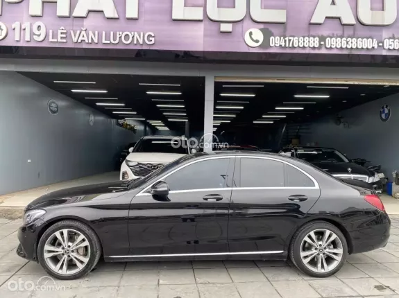 Mercedes-Benz C250 Exclusive 2017 - Odo 70.000 kilomet