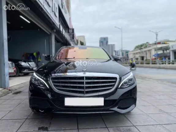 Mercedes-Benz C250 Exclusive 2017 - Odo 70.000 kilomet