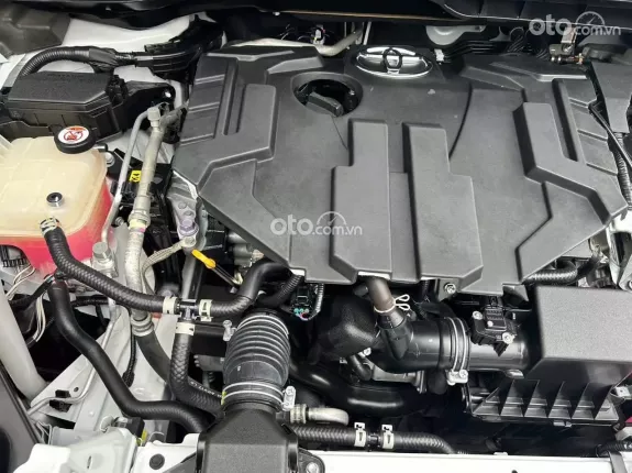 Toyota Corolla Cross 1.8 HV 2024 - Odo 20.000 kilomet