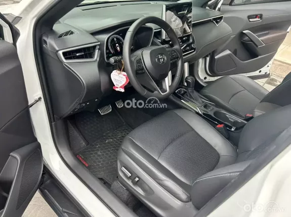 Toyota Corolla Cross 1.8 HV 2024 - Odo 20.000 kilomet
