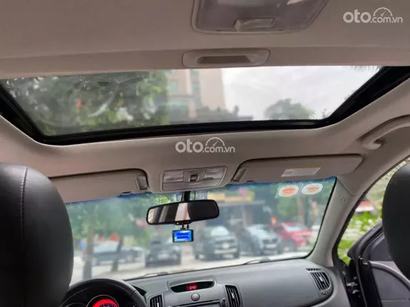 Kia Cerato 1.6 AT Premium 2011 - Odo 95000 kilomet