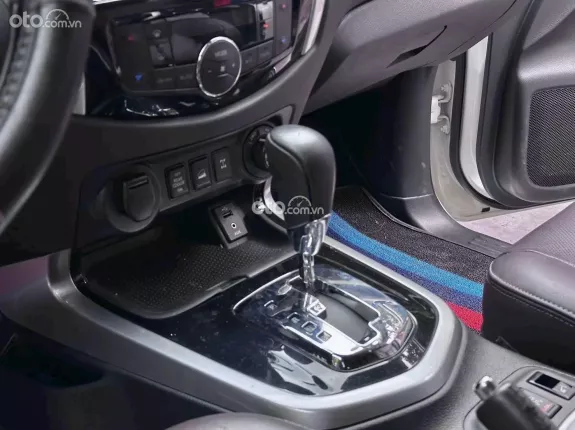 Nissan Terra V 4WD 7 AT 2019 - Cần bán xe gia đình 7 chỗ, ODO thấp, đầy đủ lịch sử bảo dưỡng