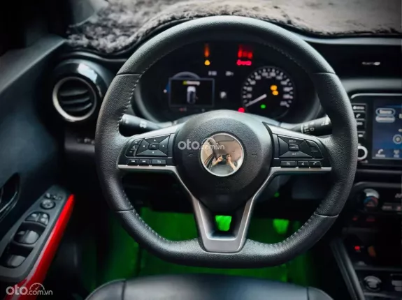 Nissan Kicks V 2023 - Xe 2023, odo thấp, tình trạng như mới