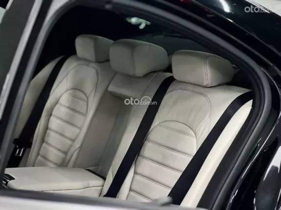 Mercedes-Benz C300 AMG 2016 - Model 2017 siêu cọp