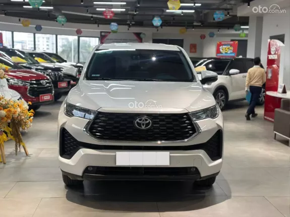 Toyota Innova Cross Xăng 2025 - Mới 99%