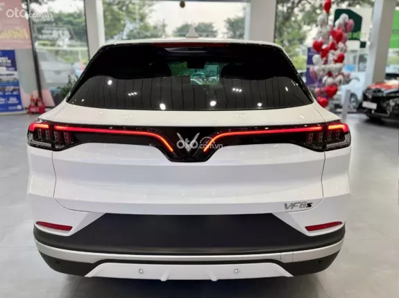 VinFast VF8 Eco 2024 - XE CỰC MỚI 99,99%- 19 KM- HẠN BẢO HÀNH TỚI 2034
