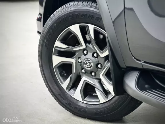 Toyota Fortuner 2025 - Model 2025 2.4 Diesel 4x2