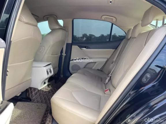 Toyota Camry 2.0G 2021 - Chất xe 6 vạn, Lh 0982-925-112