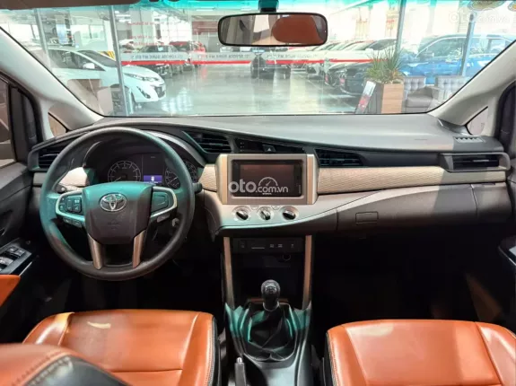 Toyota Innova 2.0E 2022 - Xe đẹp ko lỗi