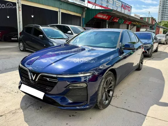 VinFast LUX A2.0 Tiêu chuẩn 2020 - Một chủ mua hãng từ mới