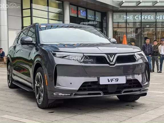 VinFast VF9 Plus 2025 - Xe mới 100% chưa lăn bánh
