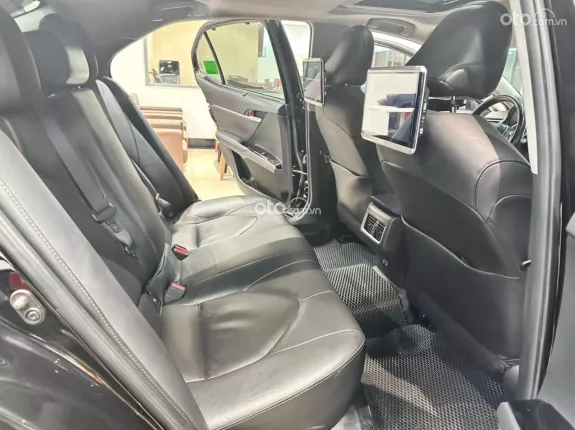 Toyota Camry 2.5Q 2019 - Odo 8.3v chuẩn cực đẹp