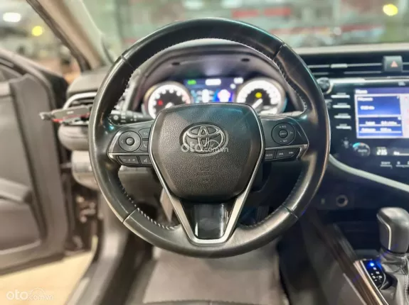 Toyota Camry 2.5Q 2019 - Odo 8.3v chuẩn cực đẹp