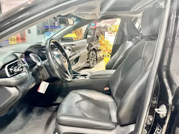 Toyota Camry 2.5Q 2019 - Odo 8.3v chuẩn cực đẹp