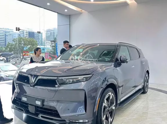 VinFast VF9 Plus 2025 - Xe mới 100% chưa lăn bánh