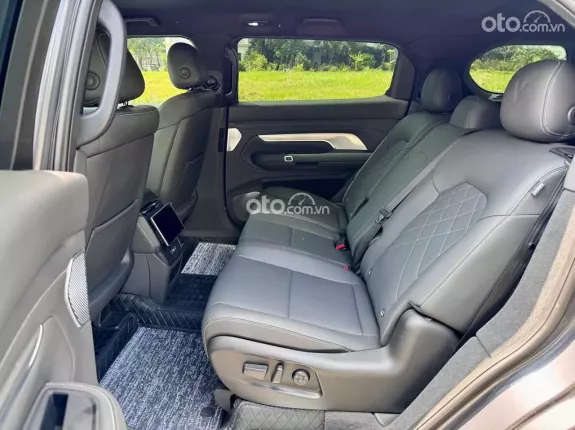 VinFast VF9 Plus 2025 - Xe mới 100% chưa lăn bánh