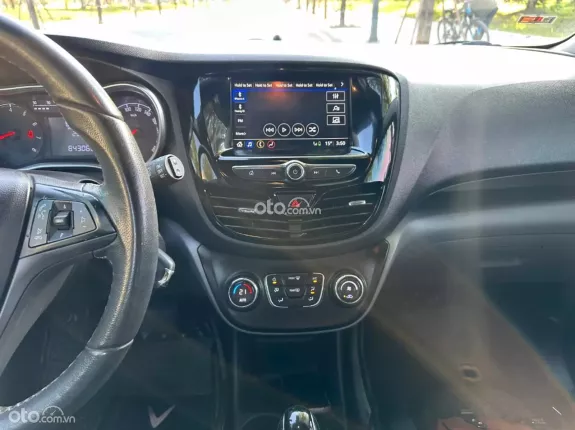 VinFast Fadil Cao cấp 2019 - Bản 6 túi khí, điều hoà tự động