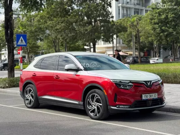 VinFast VF8 Eco 2024 - Full ADAS, 2 cầu, PIN CATL