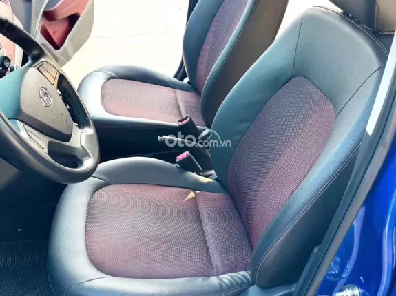 Hyundai Grand i10 Hatchback 1.2 AT 2019 - Đẹp nghiệt ngã