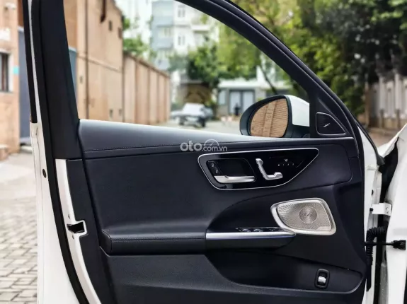 Mercedes-Benz AMG C43 2023 - 6.400 km