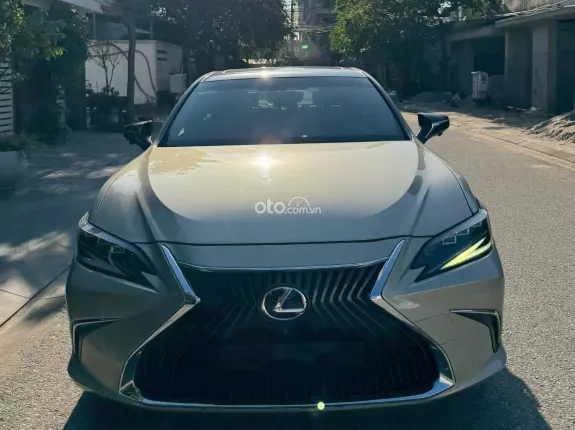 Lexus ES 250 F-Sport 2018 - Xe đẹp cam kết đầy đủ