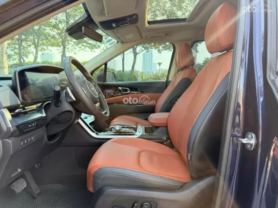 Kia Carnival 2.2D Signature 2024 - Bầu trời công nghệ