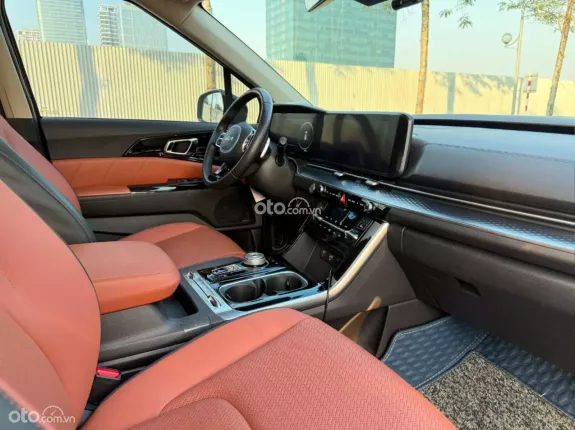 Kia Carnival 2.2D Signature 2022 - Đẳng cấp doanh nhân
