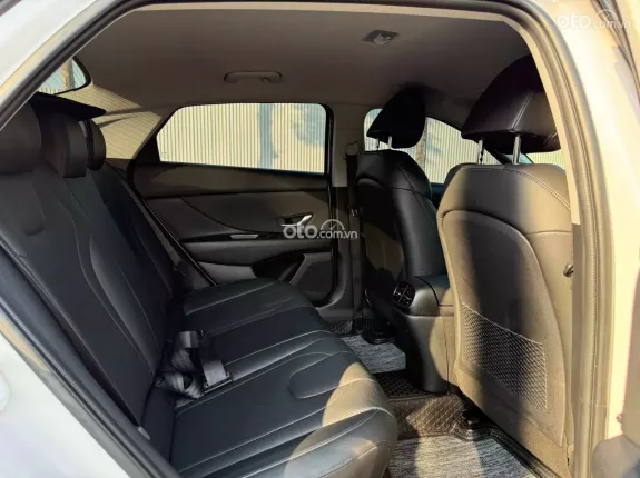 Hyundai Elantra 1.6 AT Đặc biệt 2024 - Thiết kế hiện đại